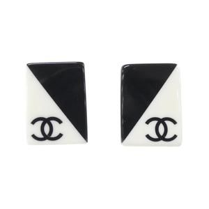 CHANEL Black Earrings